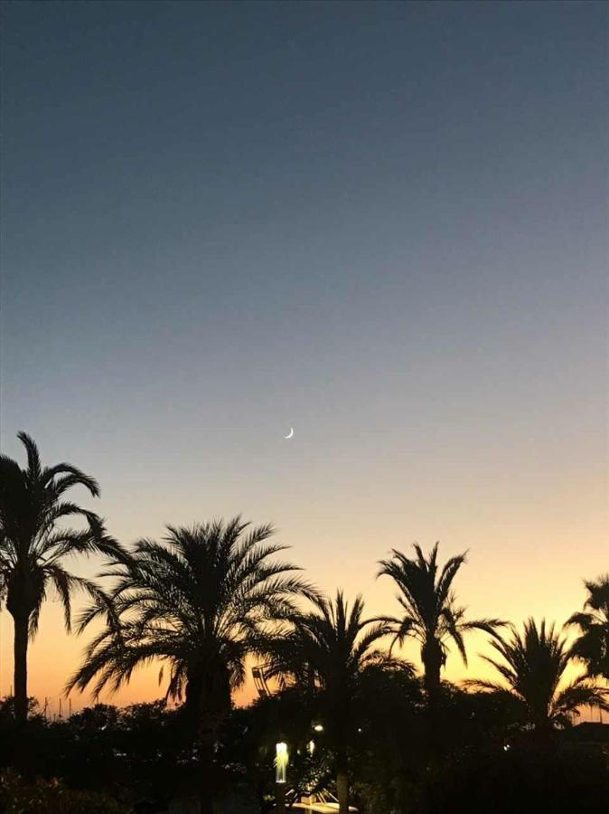 Apartamento Primera Linea Mar Cambrils Cerca Puerto Exteriör bild